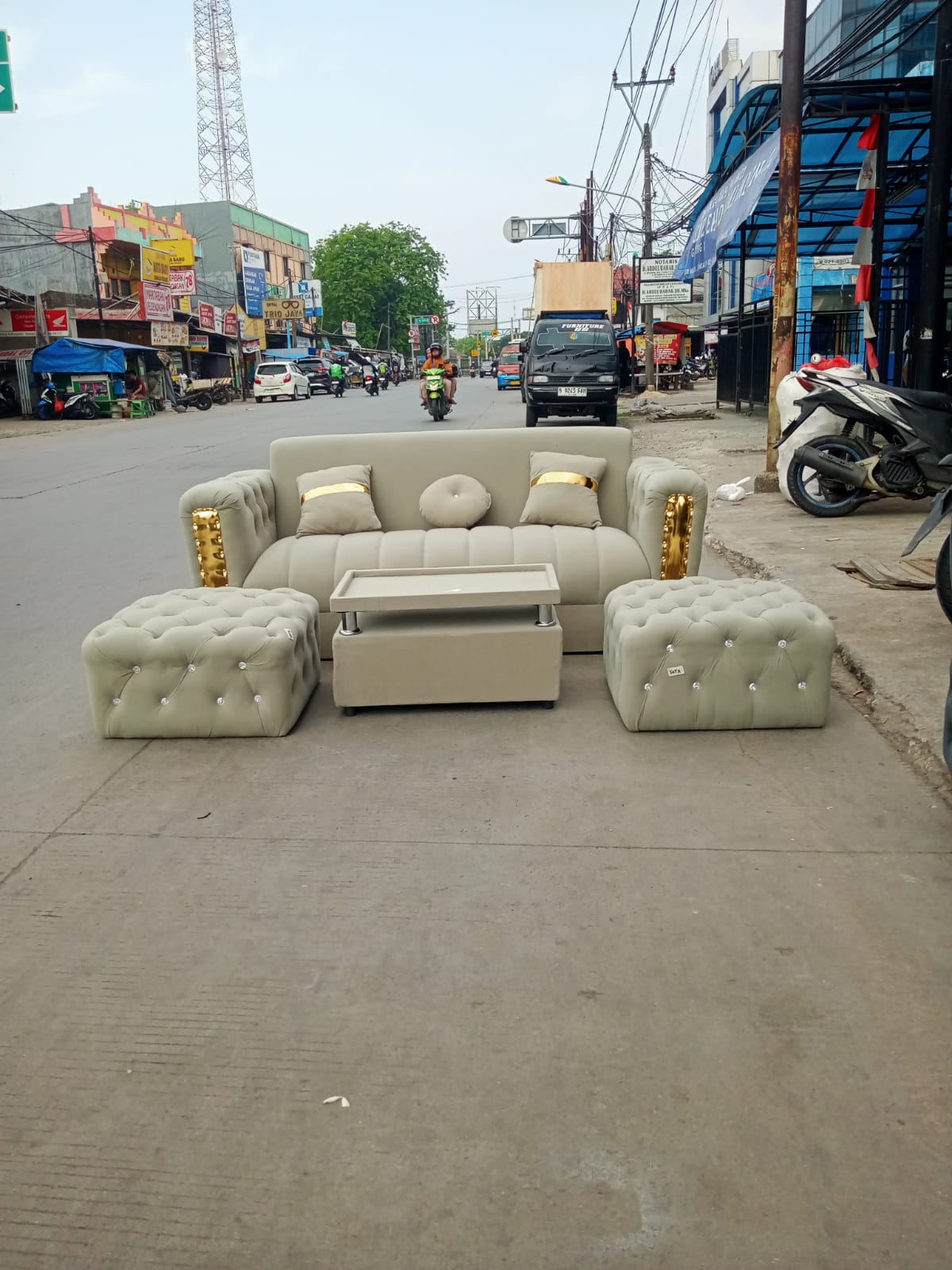 SOFA ISABEL SEATER 3 2PUK SATA [PUSAT]