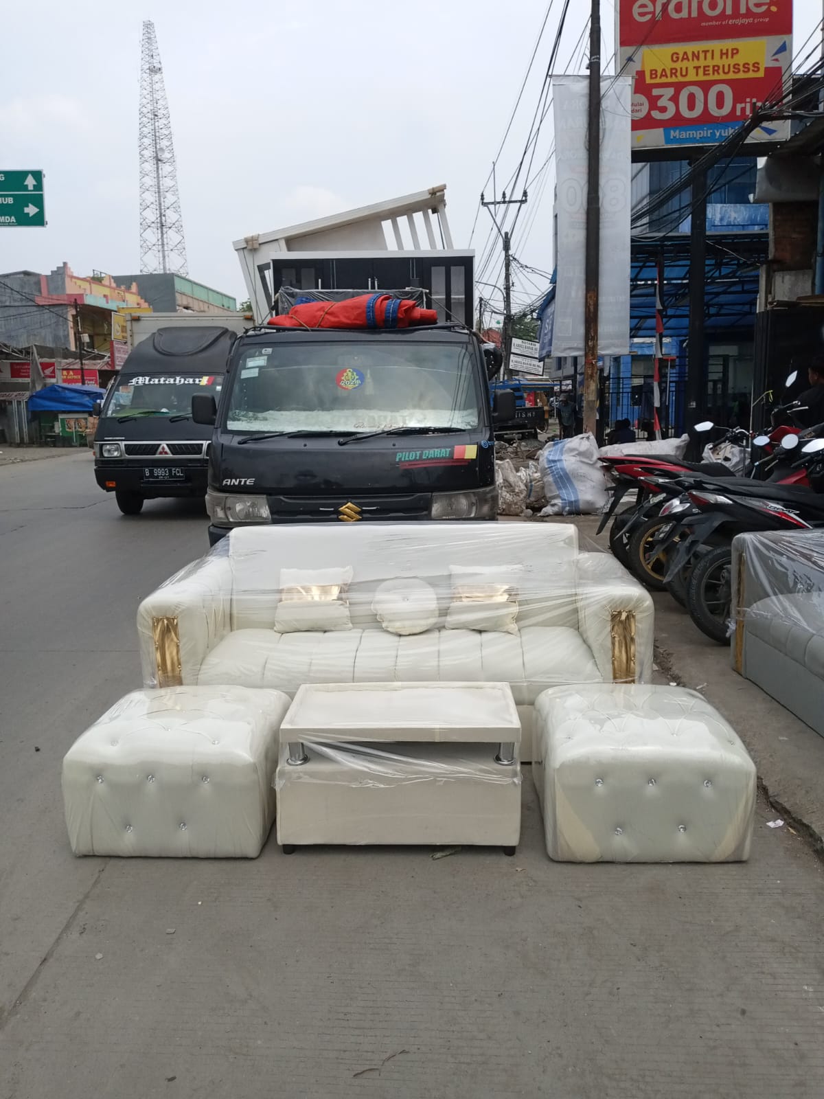 SOFA ISABEL SEATER 3 2PUK SATA [PUSAT]