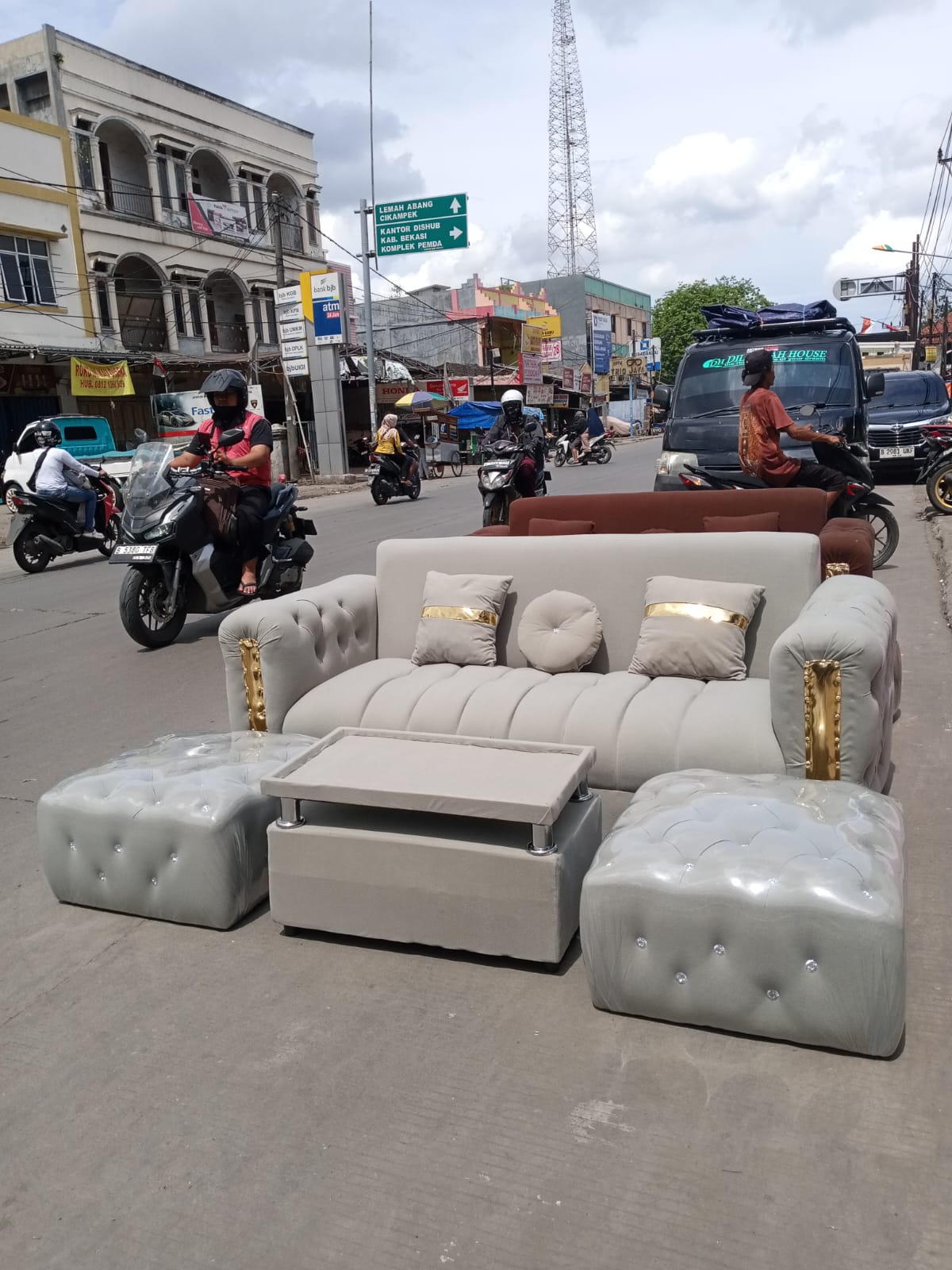 SOFA ISABEL SEATER 3 2PUK SATA [PUSAT]